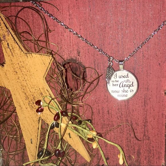 (M2) Woman/Girl Memorial Necklace - Picture 5 of 7